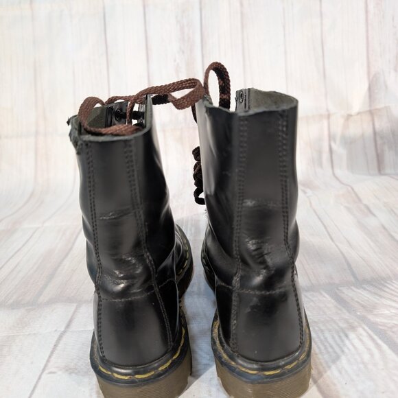 Dr Martens Women's Black Smooth Leather Lace-up Vintage Ankle Boots - Picture 7 of 12